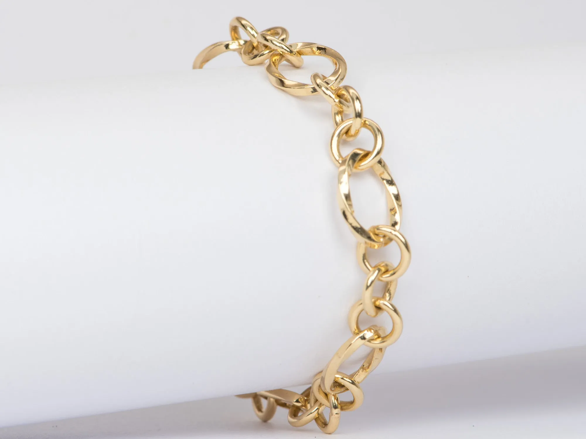 Chunky Mobius Twist Link Bracelet 6g+ 18K Gold R2040