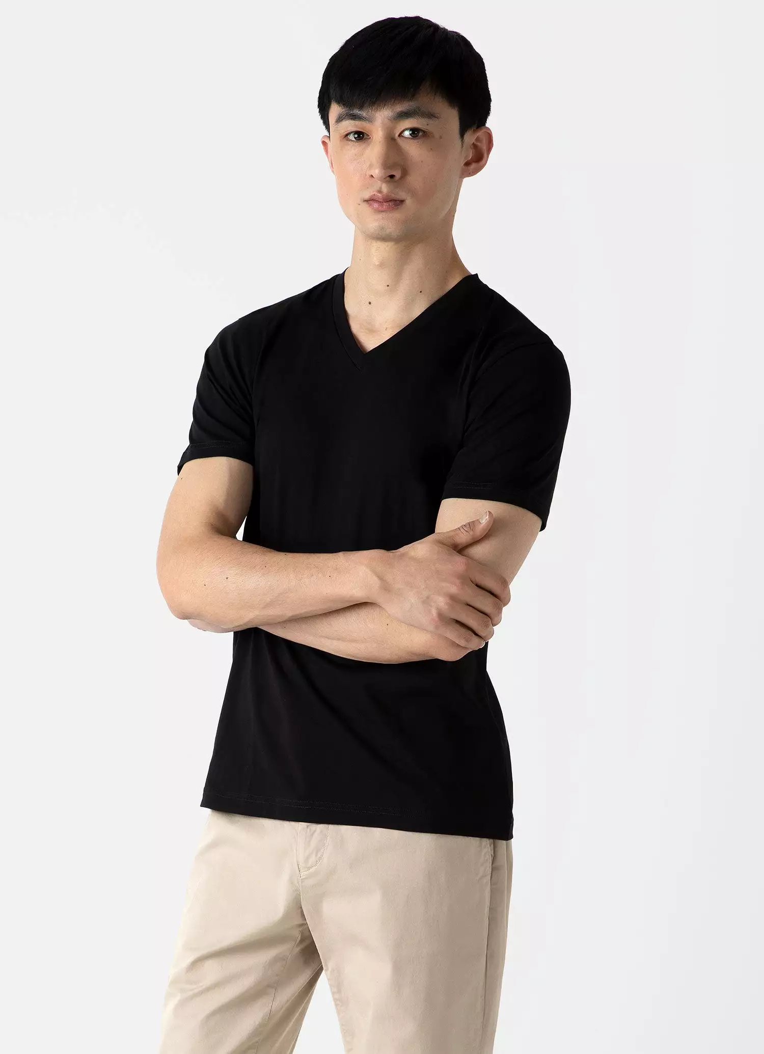 Men's Riviera V-neck T-shirt in Black